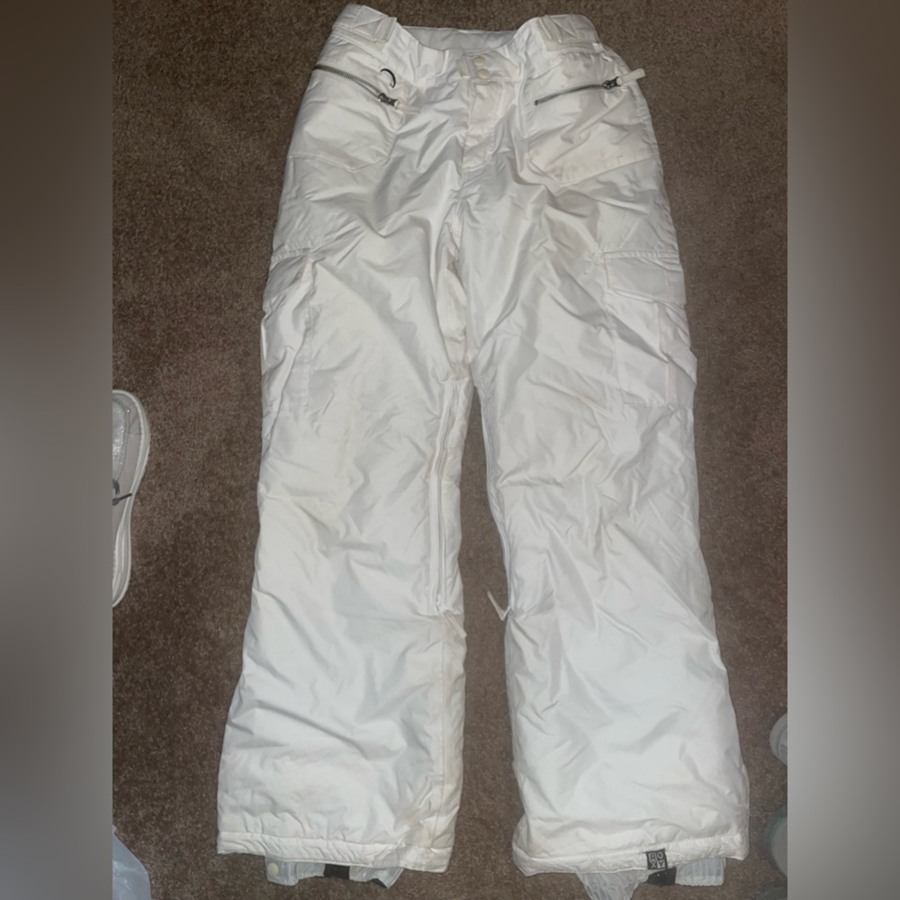 Women’s medium Roxy snow pants